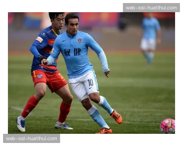 专栏观点：过度依赖个人能力的边路爆破，是否拖累了球队整体的传中效率？