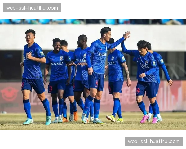 【2026年4月中超联赛·赛事筹办·政策中国足协拟推出俱乐部异地迁移附加条款,需获两地足协同意 【2026年4月中超联赛·赛事筹办·政策中国足协拟推出俱乐部异地迁移附加条款,需获两地足协同意