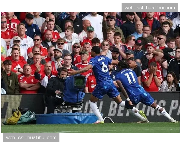 英超提前锁定下赛季多一张欧冠门票，欧战积分领先